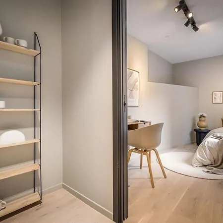 Apartamento L Luxurious Hideaway In Centrum
