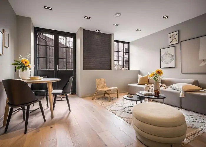 L Luxurious Hideaway In Centrum Apartmán